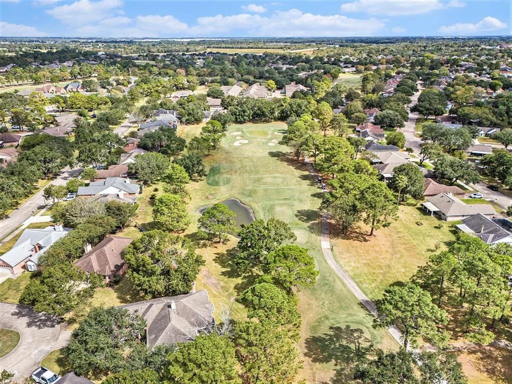 Photo of 910 Postwood Lane