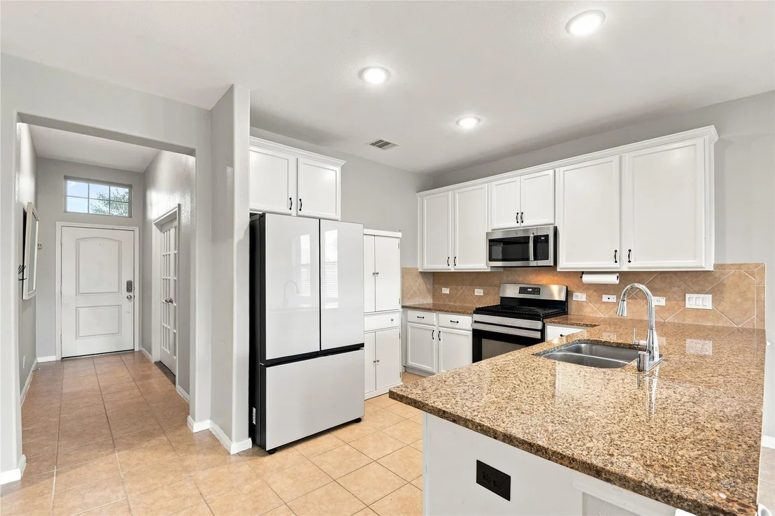 Photo of 450 Terra Vista Circle