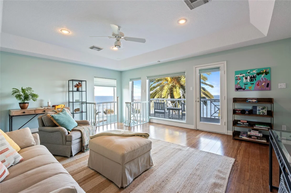 Photo of 5123 W Bayshore Drive