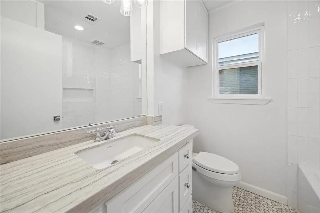 Photo of 9538 Meadowbriar Lane