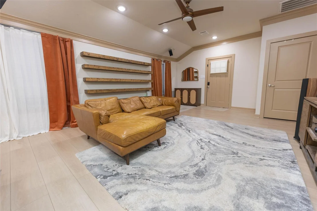 Photo of 8007 Capitol Street
