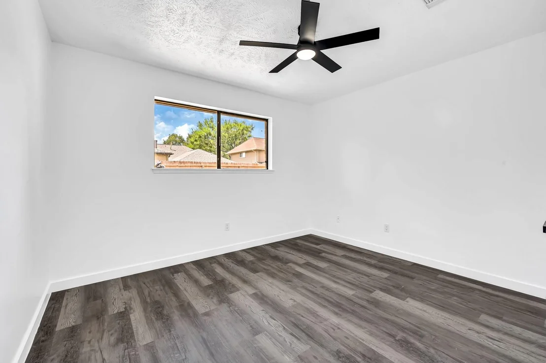 Photo of 2906 Colonial Drive