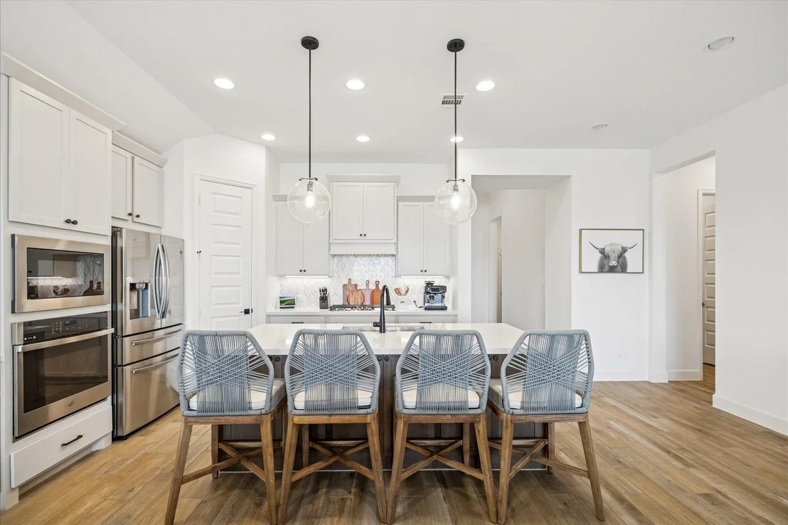 Photo of 31130 Crescent Hill Drive