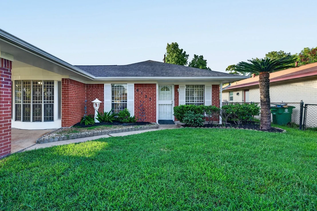 Photo of 6127 Rietta Street