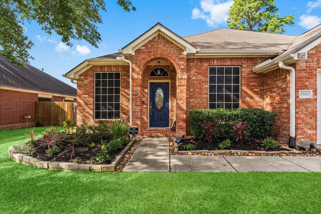 Photo of 25811 Elmley Place