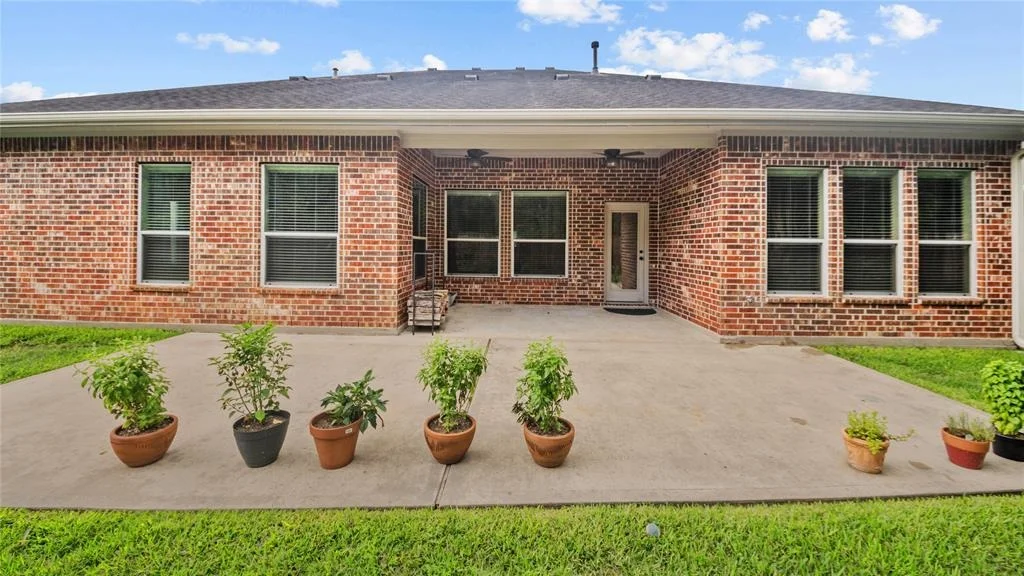 Photo of 14502 Lakepointe Bend Lane