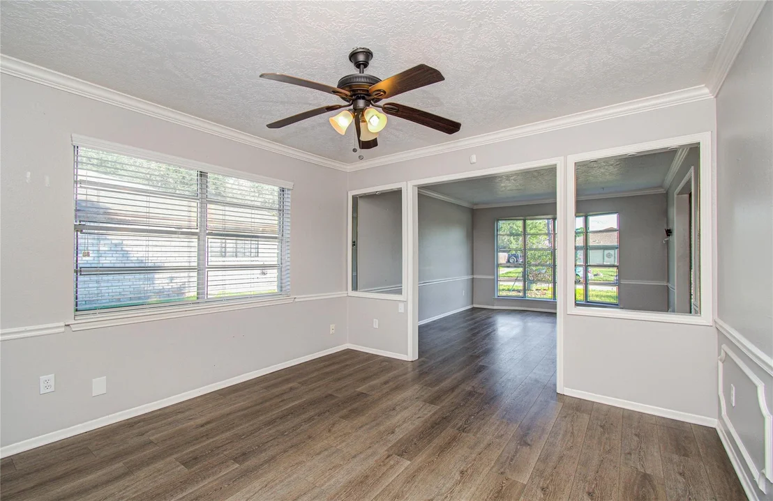 Photo of 9430 Claridge Drive