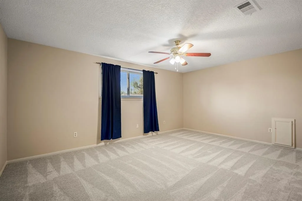 Photo of 12114 Knobcrest Drive
