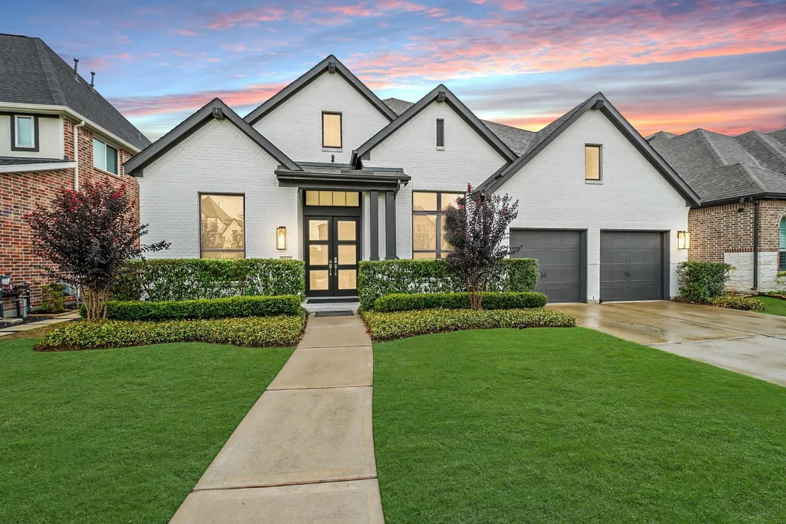 Photo of 2932 Harbor Spring Way