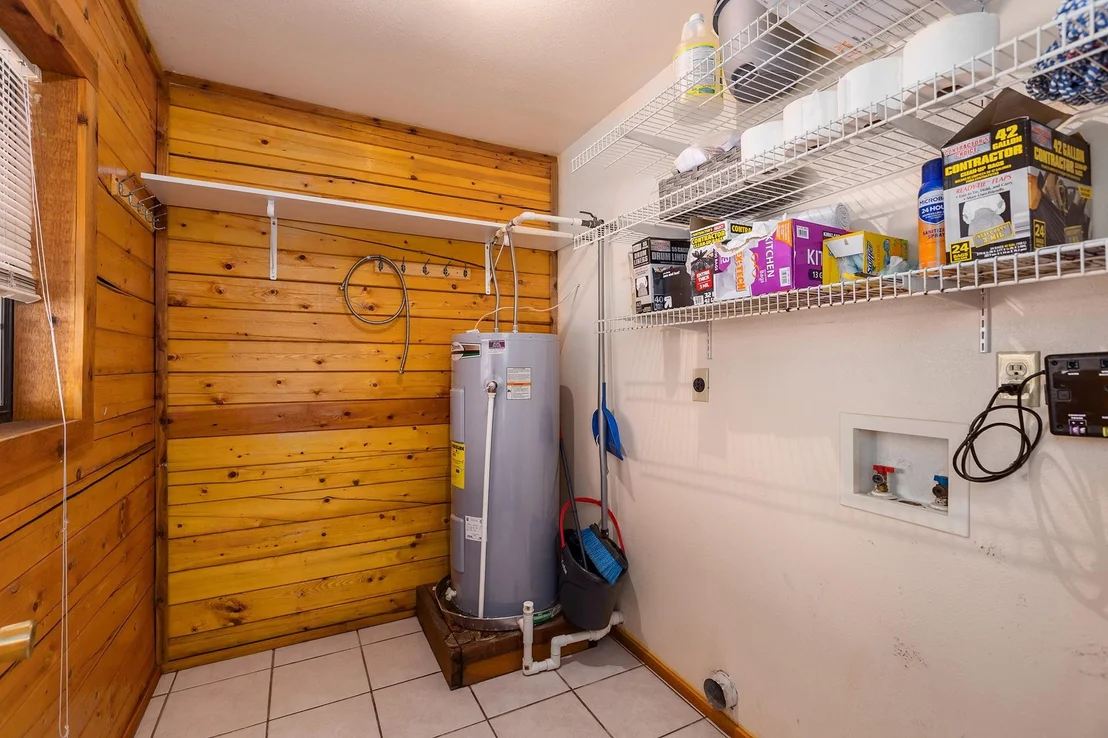 Photo of 1152 Loving Road