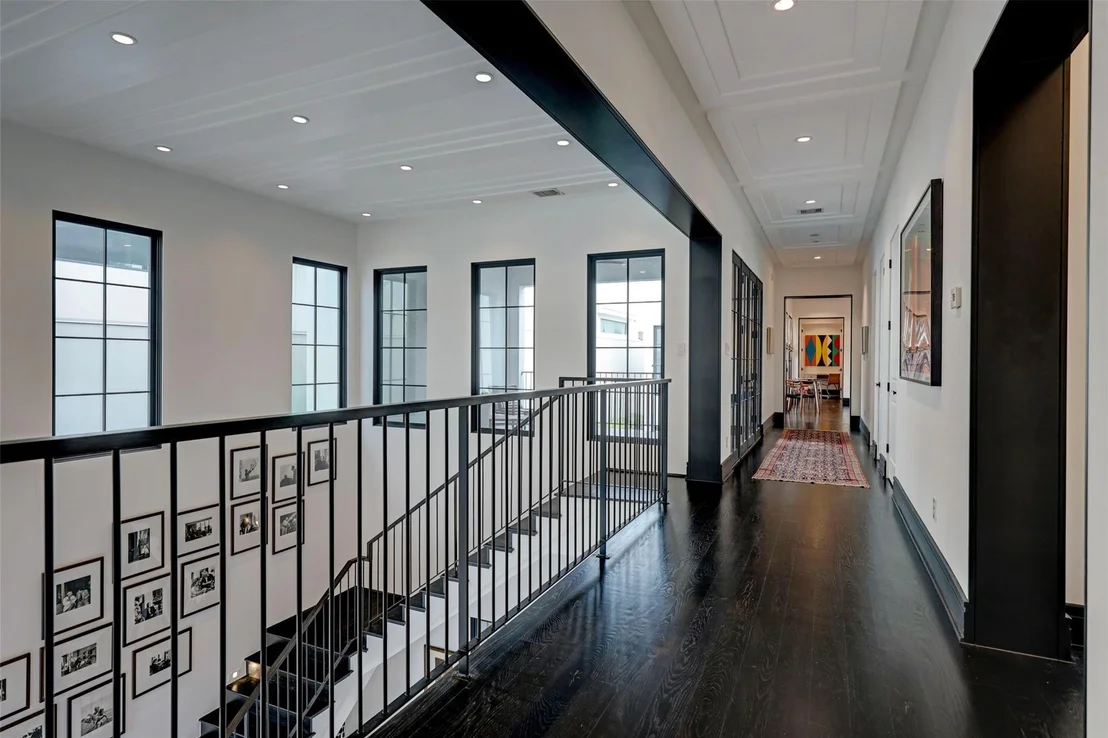 Photo of 2521 Westgate Drive