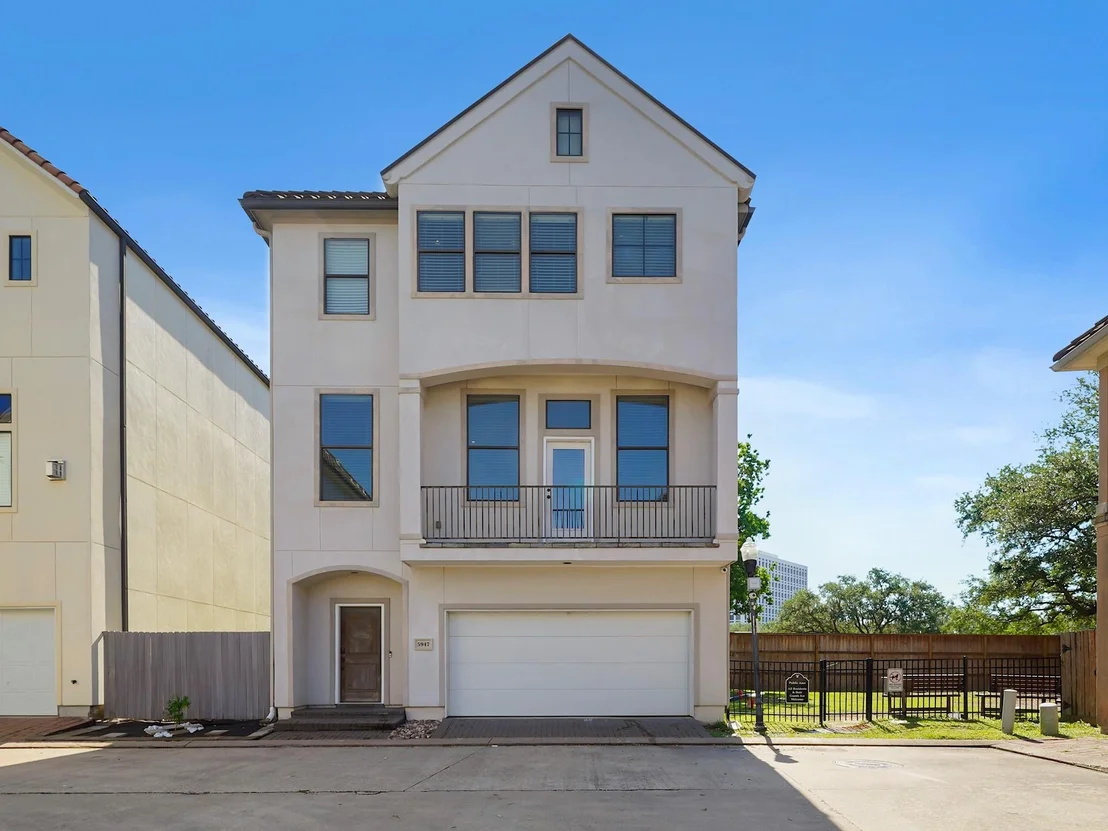 Photo of 5947 Turtle Beach Lane