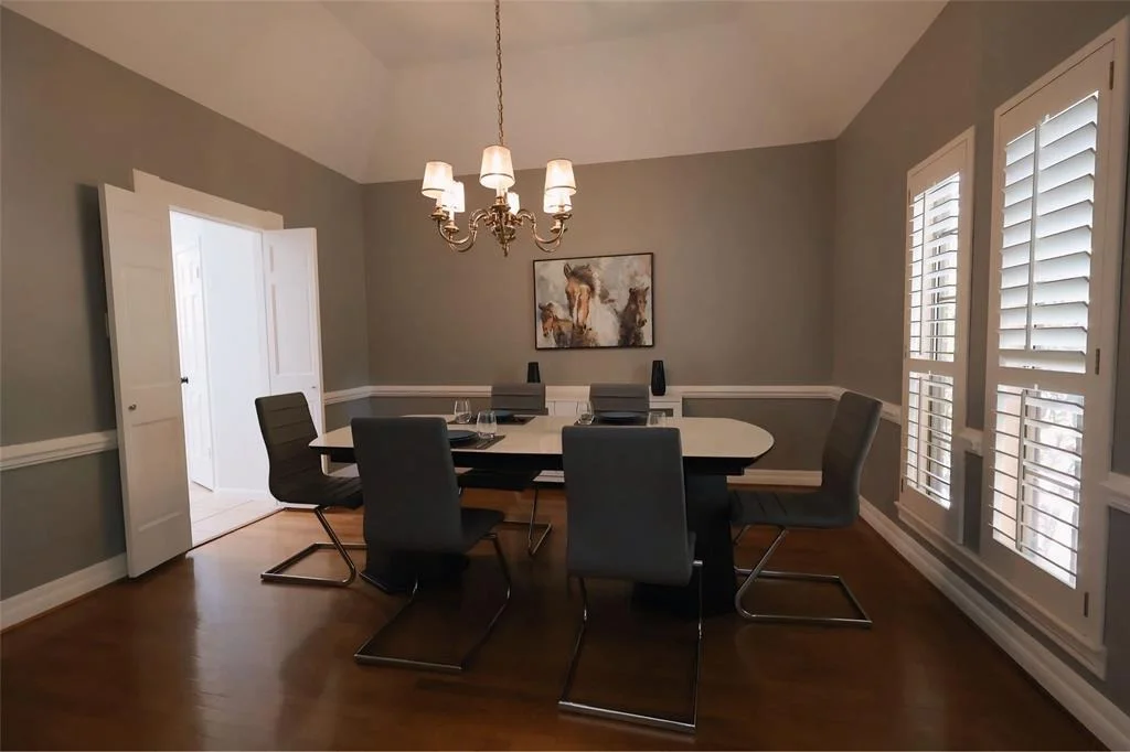 Photo of 2814 Rustic Woods Drive