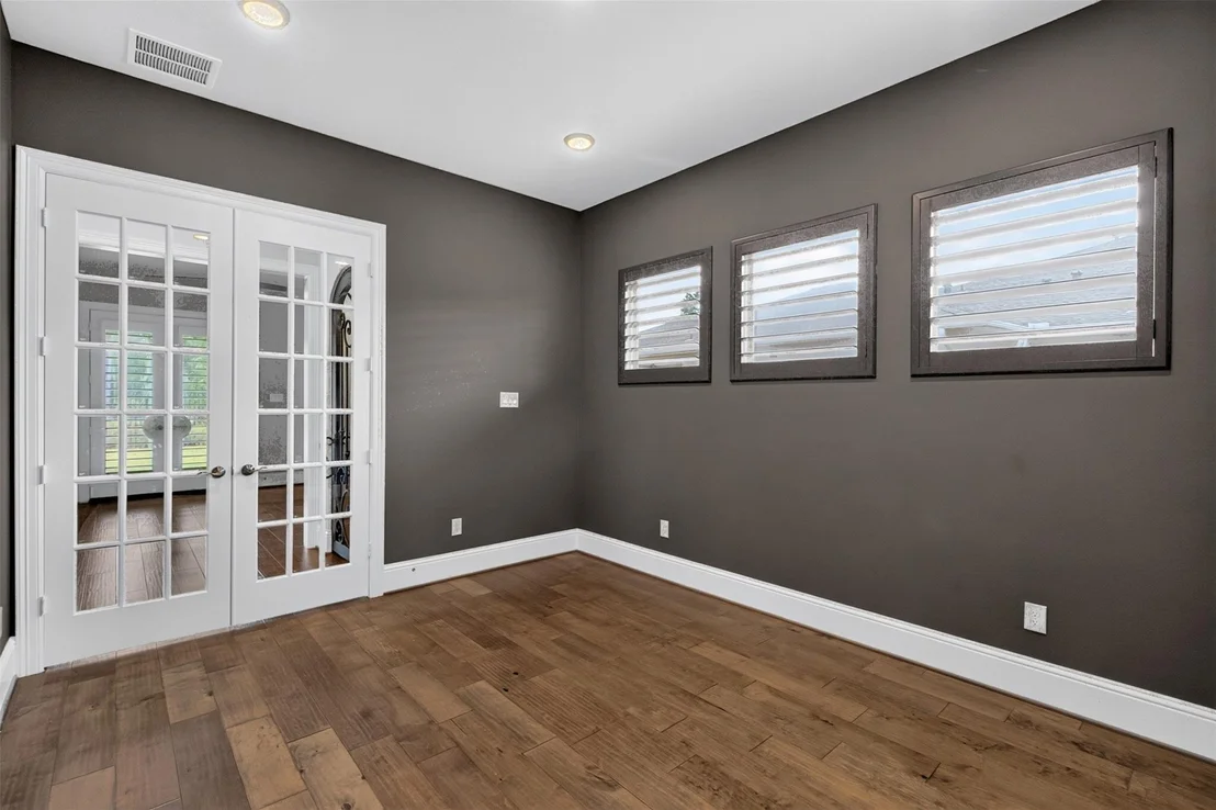 Photo of 31424 Creekside Oaks Lane