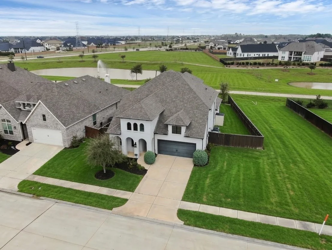 Photo of 6718 Waxbill Road