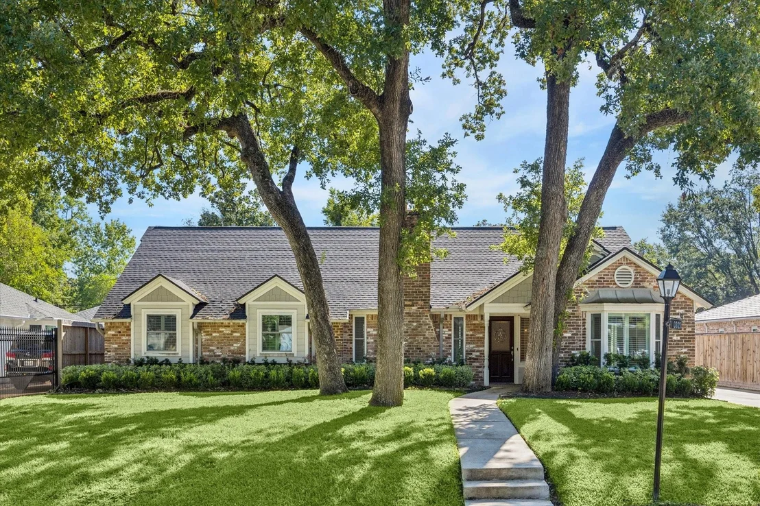 Photo of 10323 Pine Forest Road