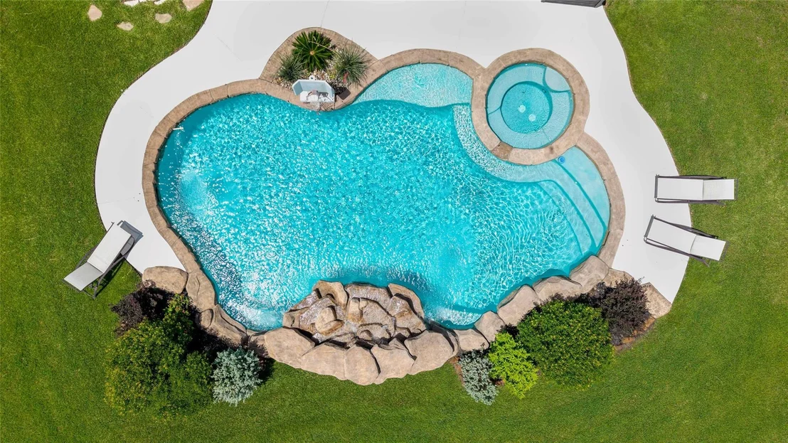 Photo of 17411 Rose Garden Trail