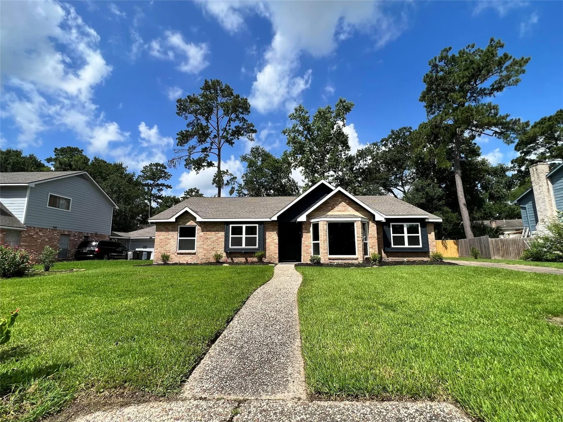 Photo of 17327 Edsall Drive
