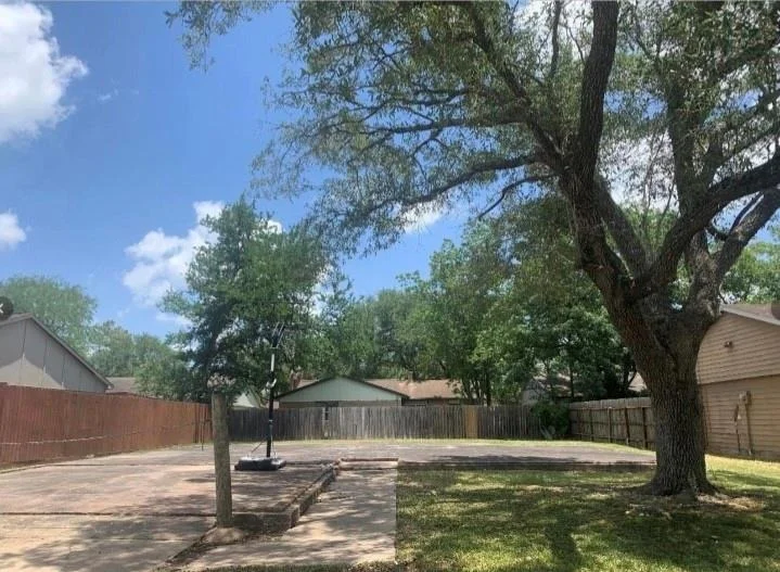 Photo of 6835 Tara Drive
