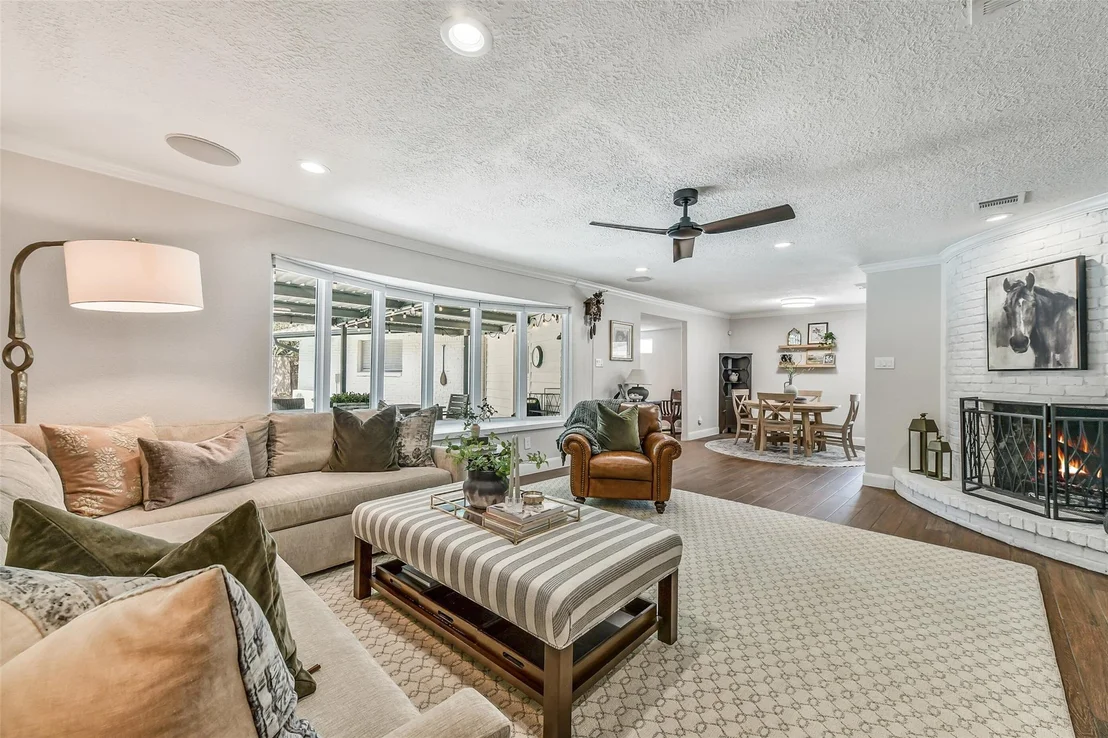 Photo of 9 Earlham Drive