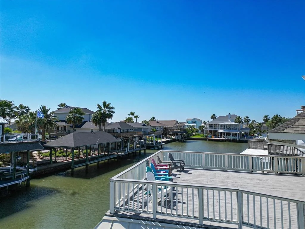Photo of 210 Sampan Drive