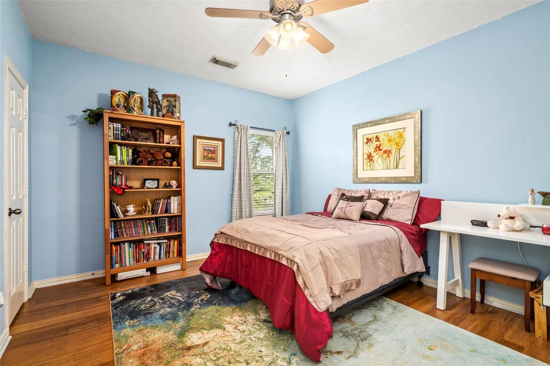 Photo of 18730 Oxenberg Manor Lane