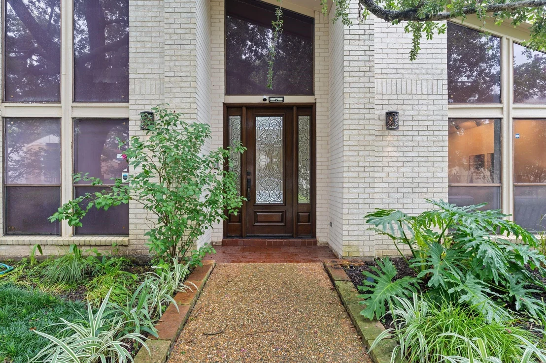 Photo of 12039 E Circle Drive