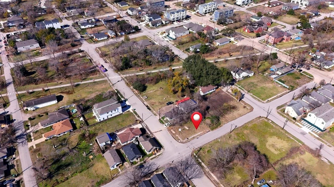 Photo of 2712, 2714 & 2716 Nettleton Street