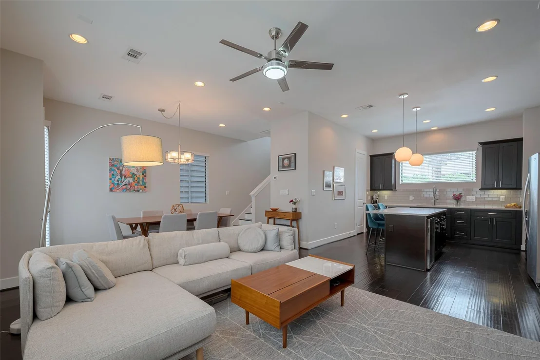 Photo of 953 Saint Augustine Street