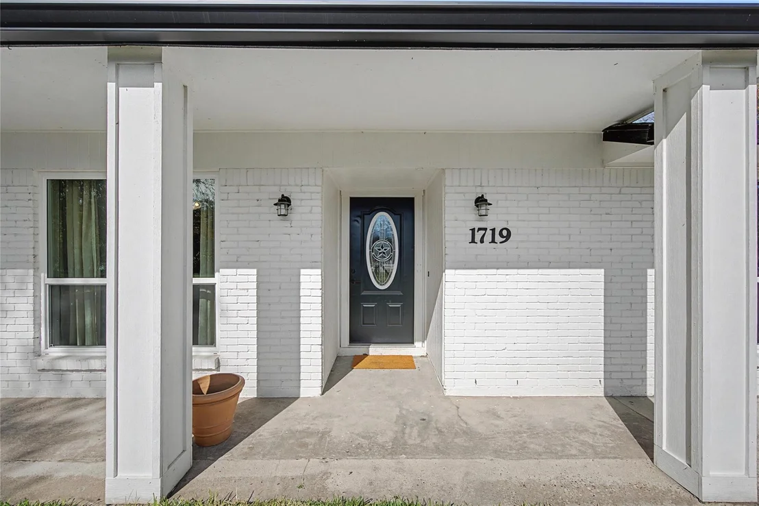 Photo of 1719 Eastvale Drive