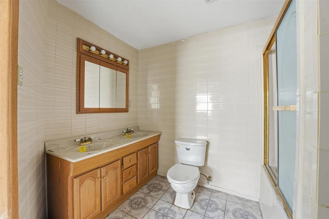 Photo of 12815 Mosscrest Drive