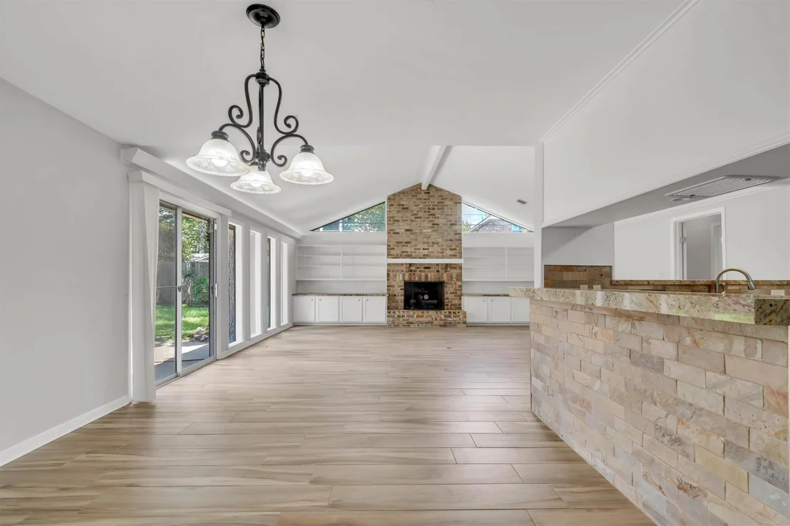 Photo of 442 Mignon Lane