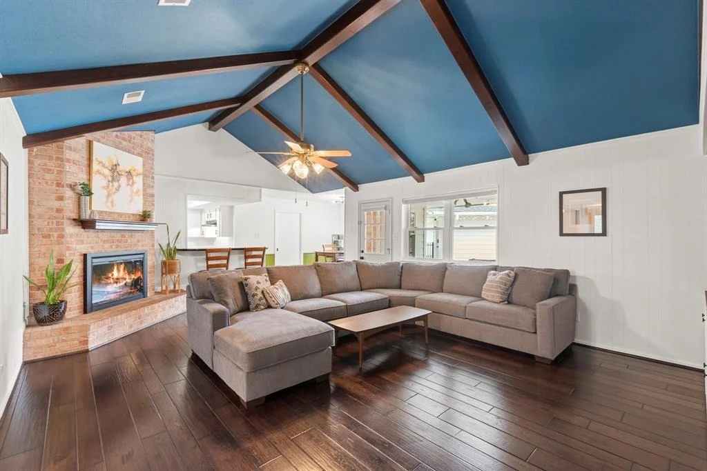 Photo of 5918 Donwhite Lane