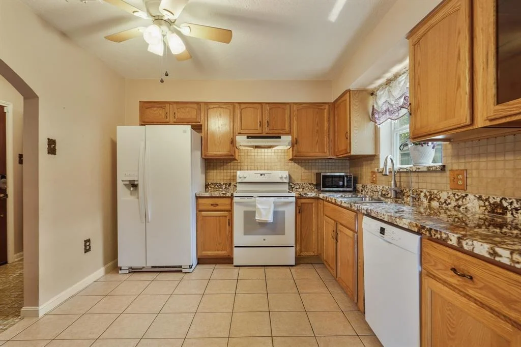 Photo of 14115 Wickersham Lane