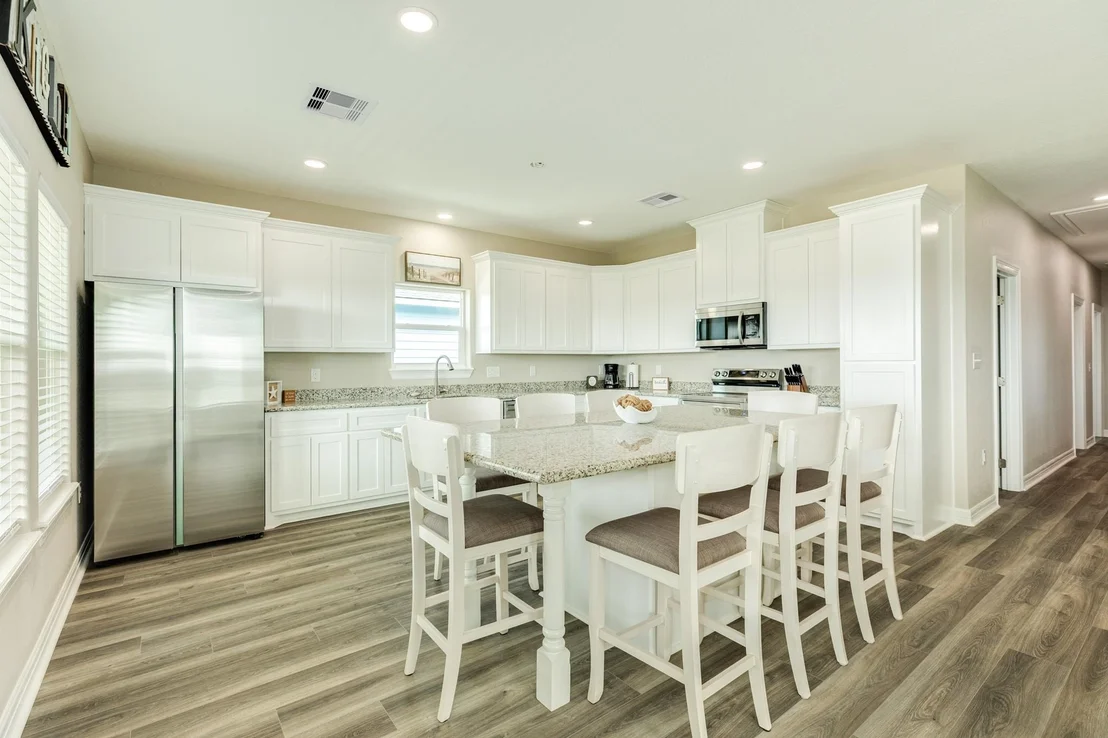 Photo of 524 Thunder Road
