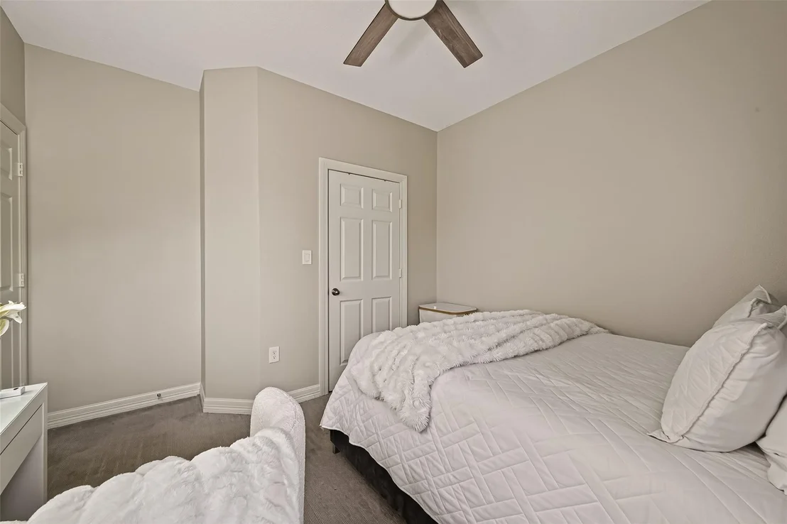 Photo of 709 Coen Road