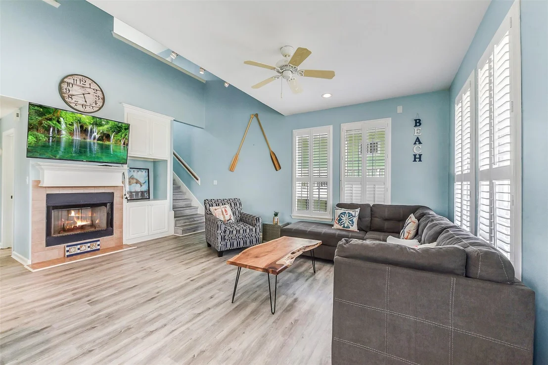 Photo of 4113 Isla Del Sol