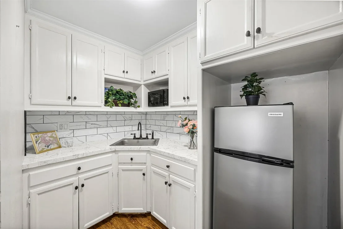 Photo of 4513 Libbey Lane