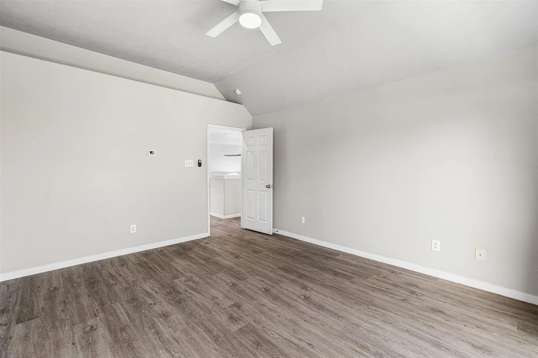 Photo of 6703 Walnut Square