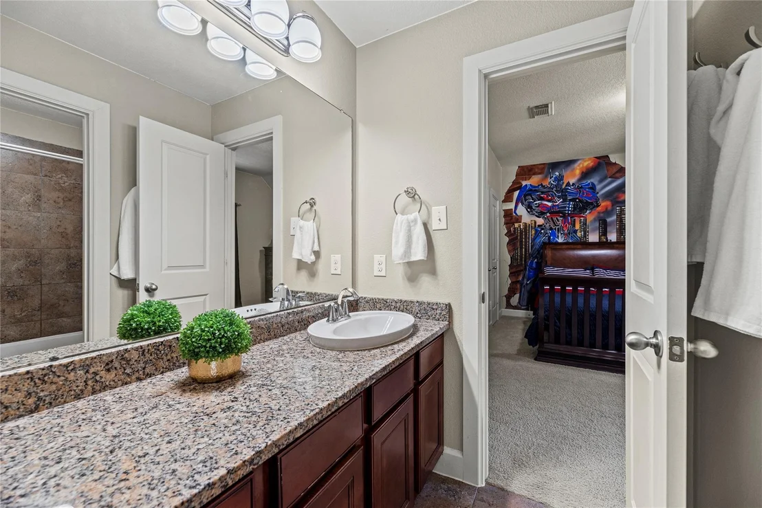 Photo of 6026 Emberwood Falls Drive