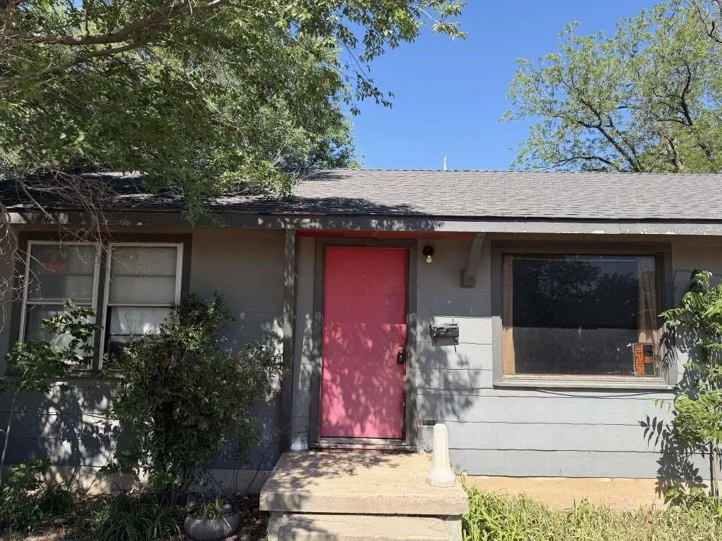 Photo of 223 Cherry Avenue