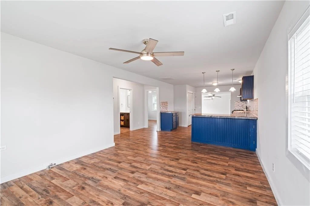 Photo of 2914 Debra Lane