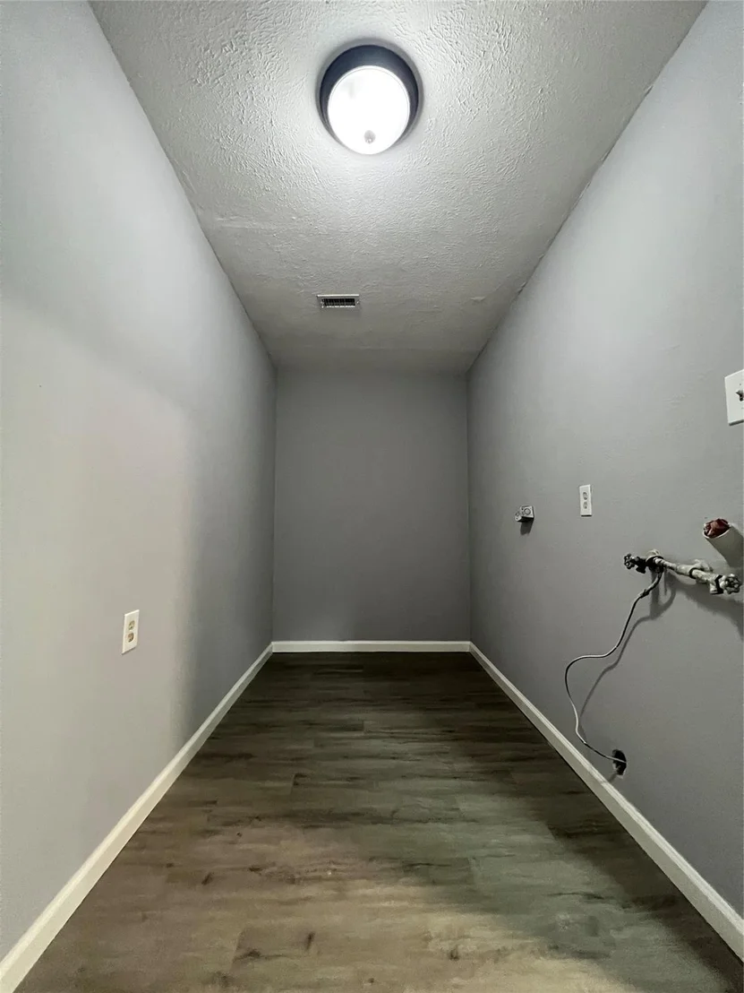 Photo of 7110 Ensworth Drive