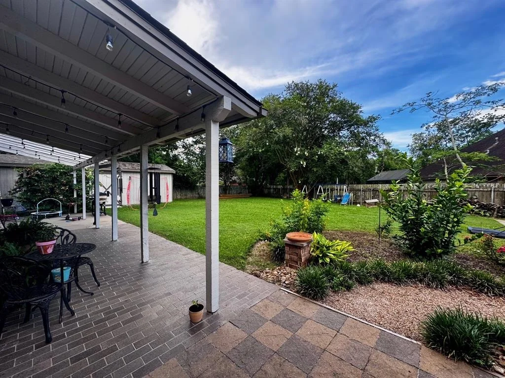 Photo of 2814 Oak Drive