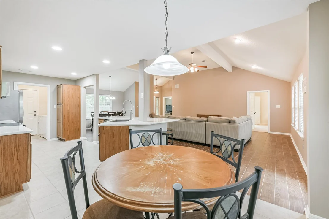 Photo of 10 Twinstone Court