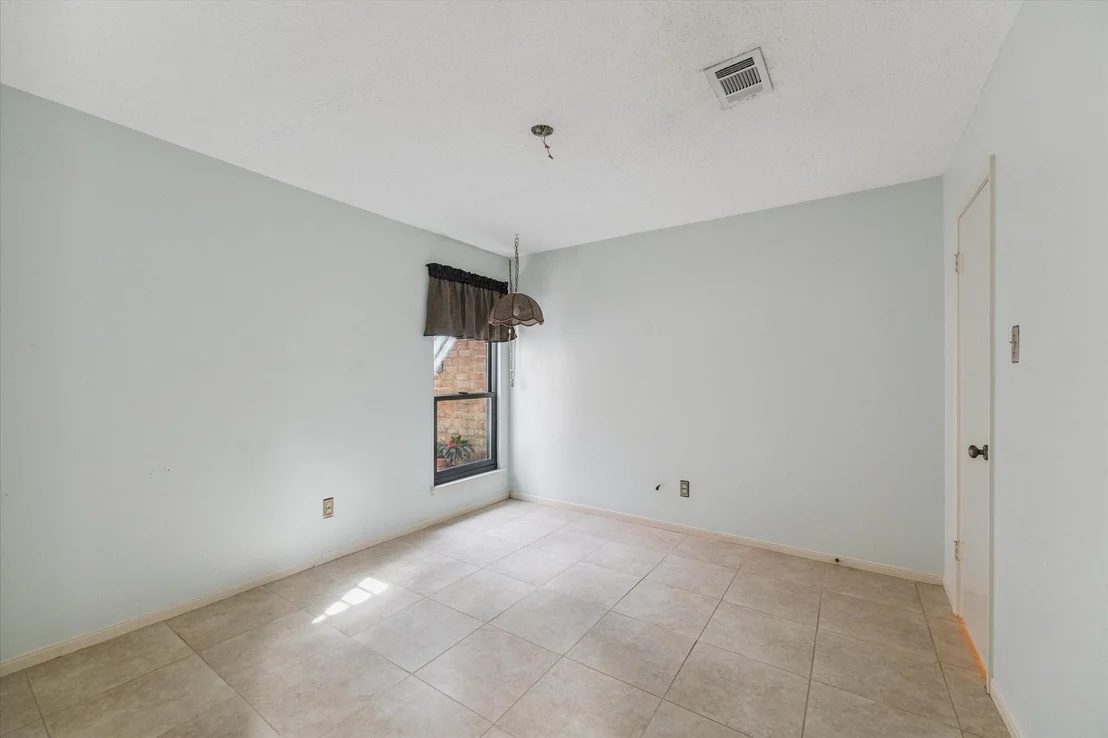 Photo of 4032 Heathersage Drive