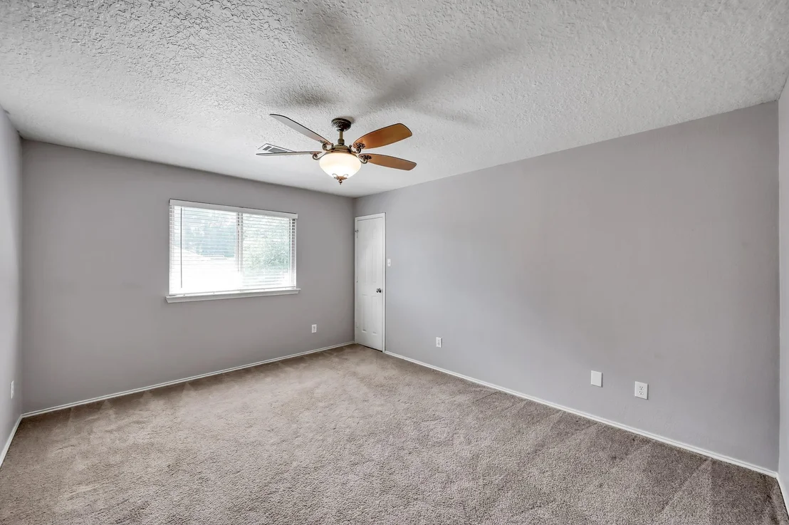 Photo of 1396 Havelock Drive