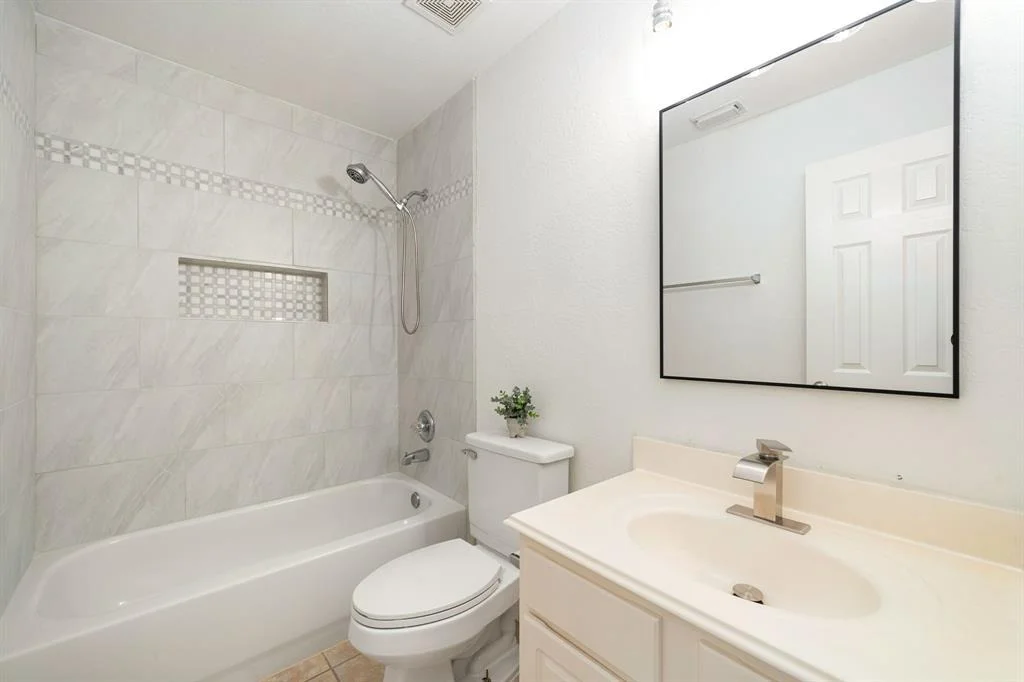 Photo of 6435 Gardenspring Brook Lane