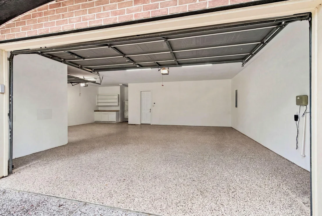Photo of 47 W Horizon Ridge Place