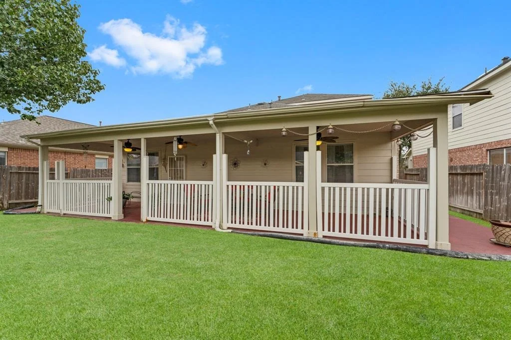 Photo of 17227 Mossbriar Lane